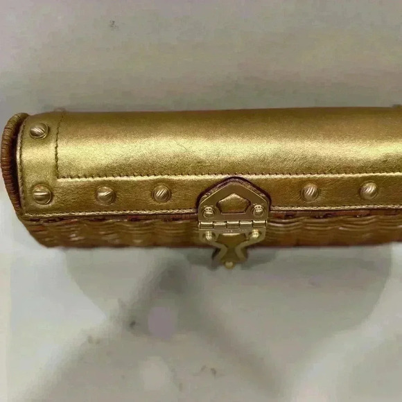 Michael Kors Santorini Gold Wicker Clutch - Picture 13 of 15